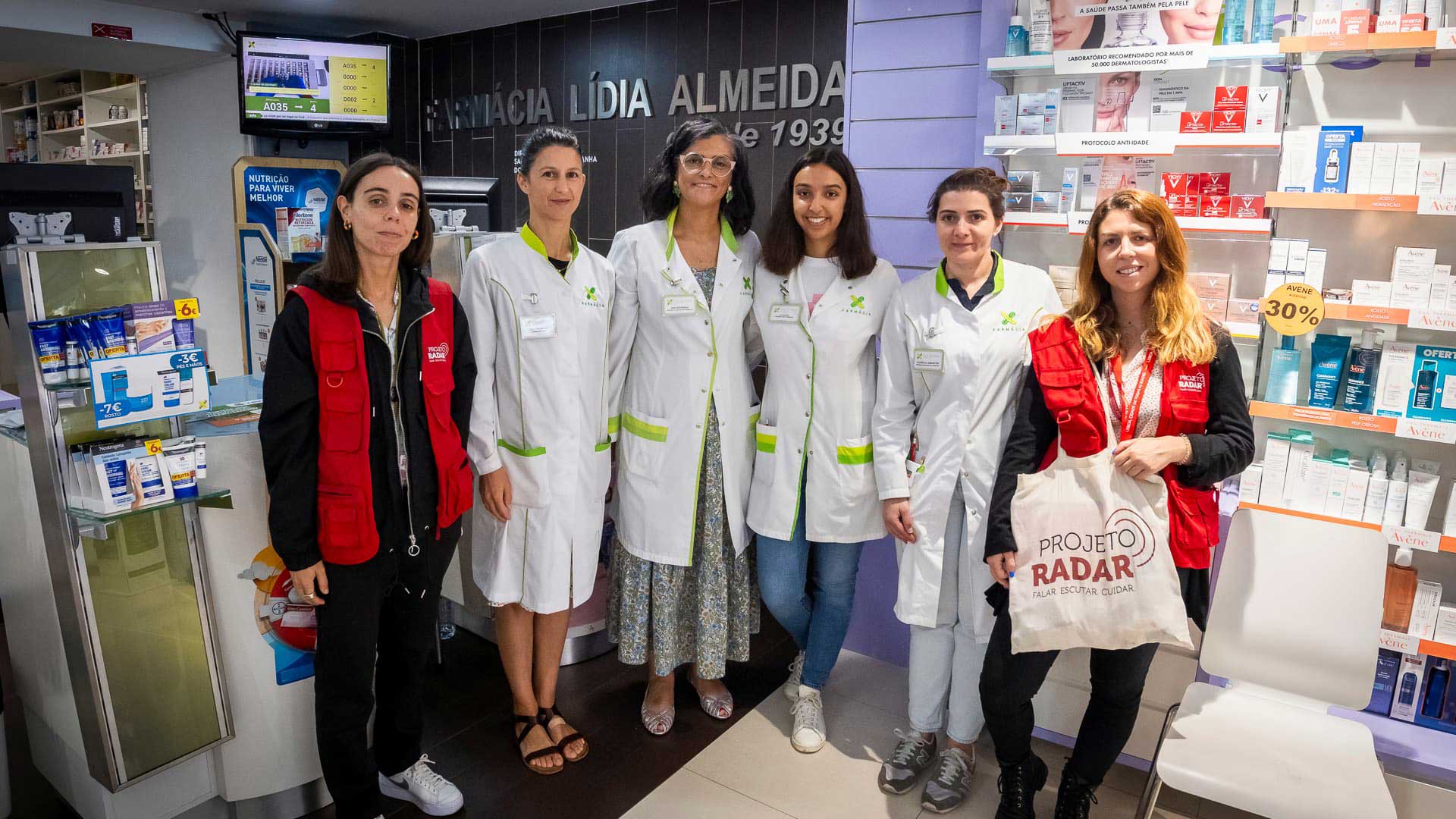 staff da Farmácia Lídia Ribeiro e voluntários do Radar